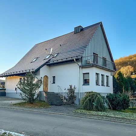 Haus Meerten Neroth Buitenkant foto