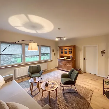 Haus Meerten Neroth Buitenkant foto